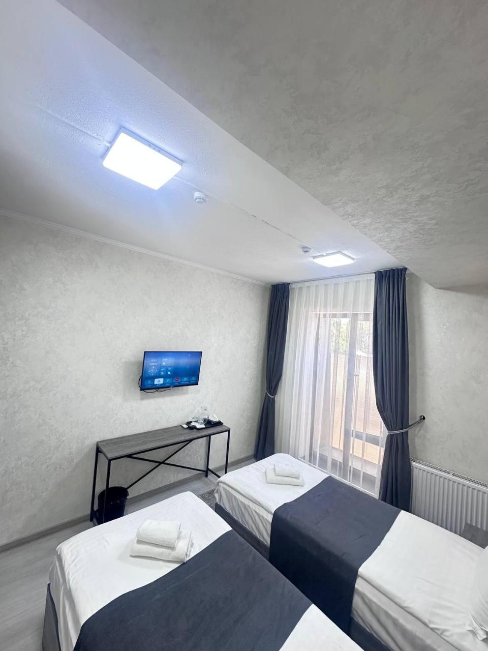 Beshchinor Hotel Tashkent Exterior photo